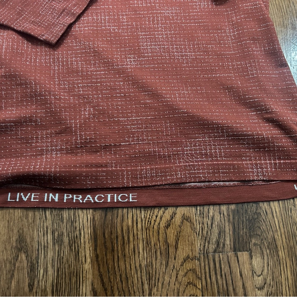 Lululemon Metal Vent Tech Long Sleeve Size L Disrupted Grid Date Brown 51210 - Picture 4 of 4